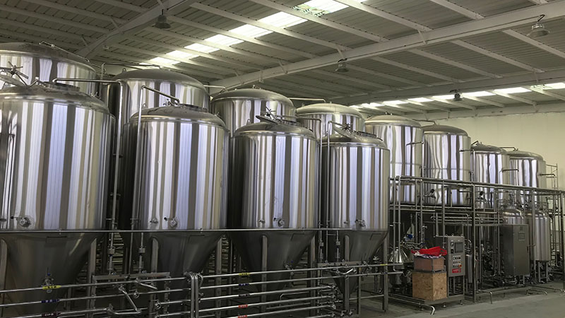 石峰德州八樽精酿啤酒厂